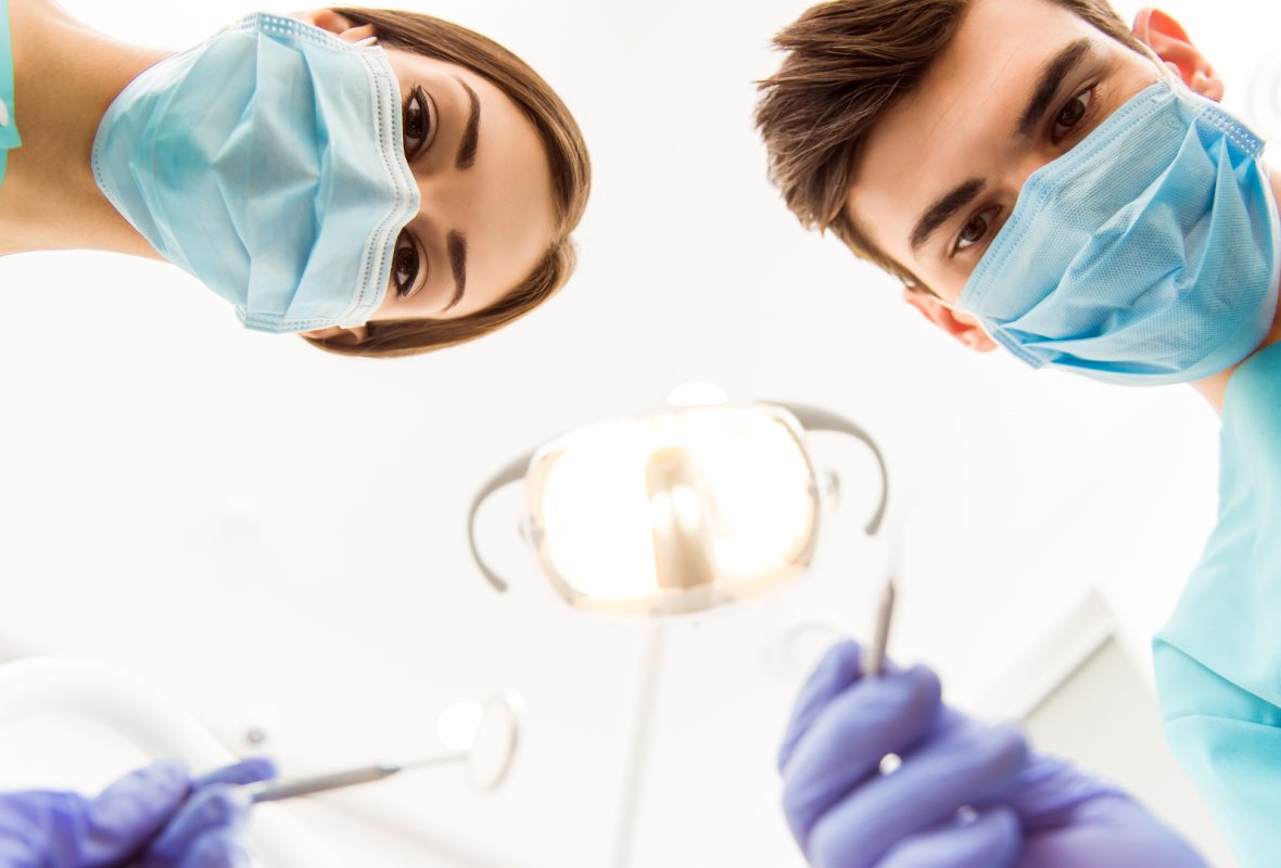 Microtornillos en ortodoncia: ¿qué son y para qué se usan?